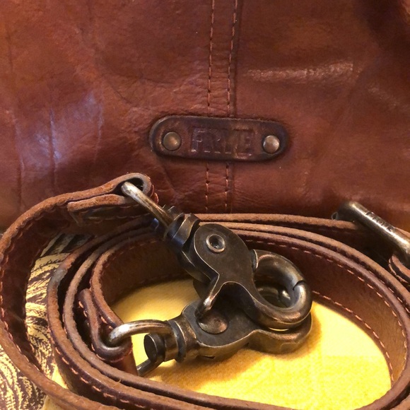 Frye Brown Leather Bag/Satchel 
13"wide x 6"deep across bottom x 10" high - Picture 2 of 16